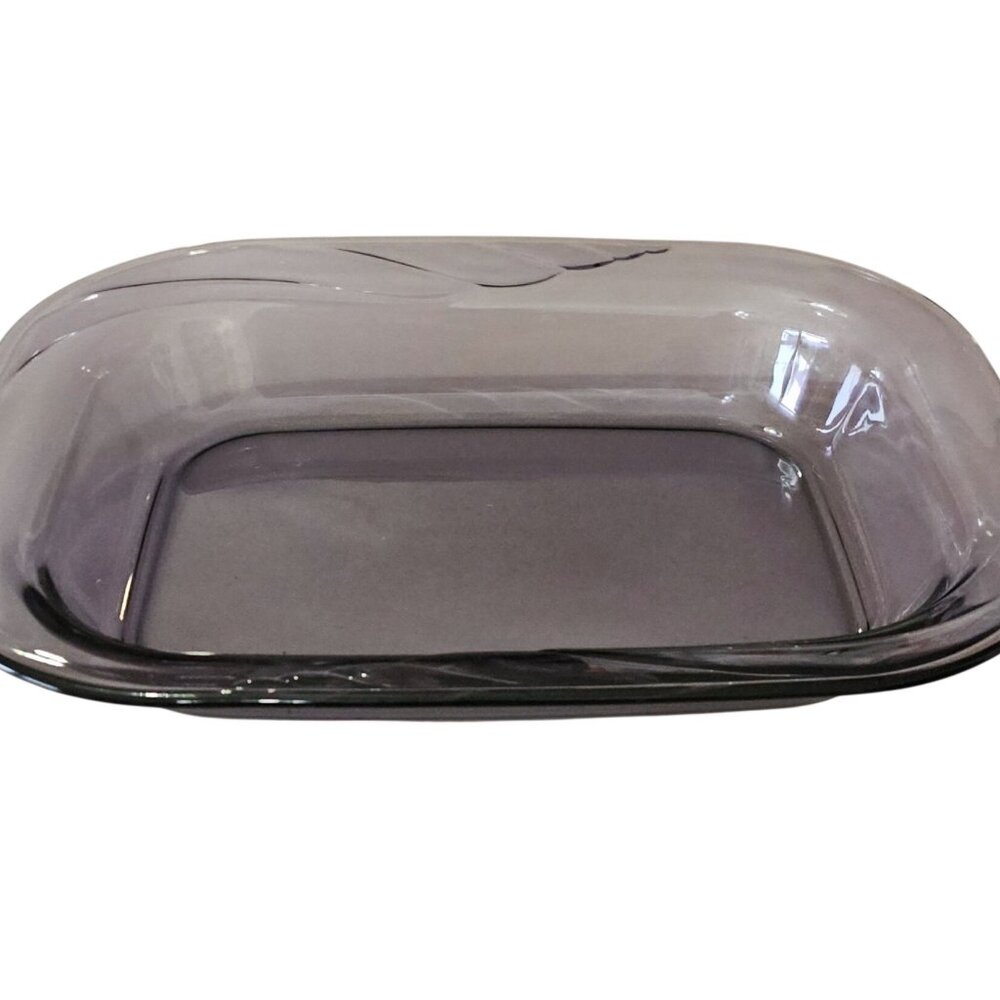 Corning Milano Amethyst Baker 15" rect. purple embossed 4qt translucent jewel